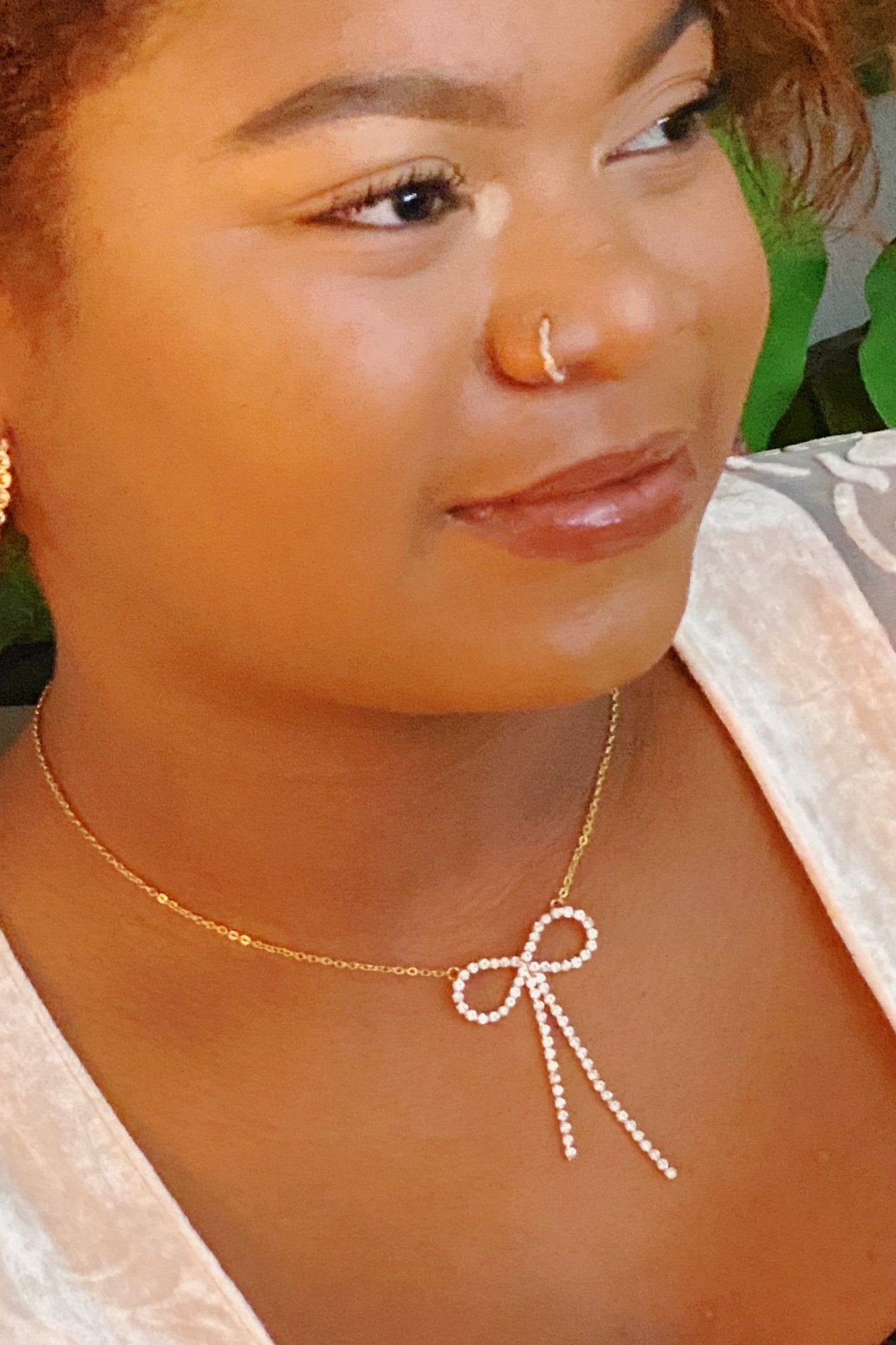Adorable Shine Bow Necklace - Glam Gurls