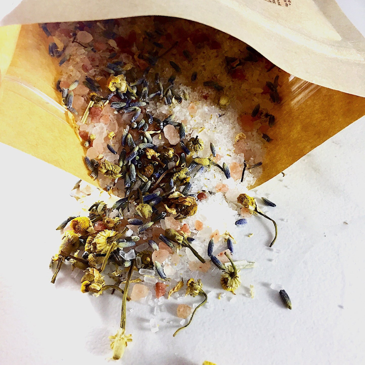 Calming Bath Salts / Detox / Relaxation / Lavender & Chamomile / Essential Oils / Organic Herbs / Herbal Bath Salts for Relaxation Stress - Glam Gurls