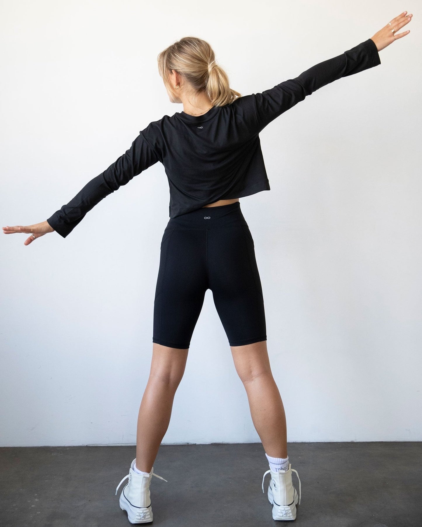 Go With The Flow Crop Long Sleeve - Glam Gurls