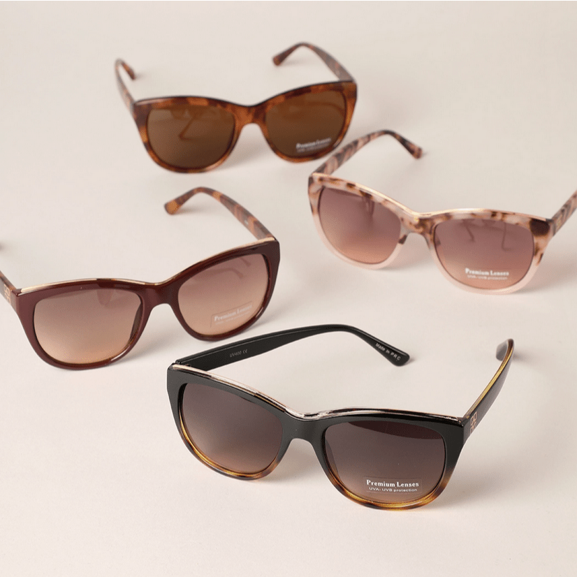 Cat Eye Frame with Gold Strip On Top Sunglasses - Glam Gurls