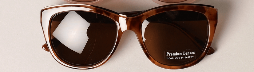 Cat Eye Frame with Gold Strip On Top Sunglasses - Glam Gurls