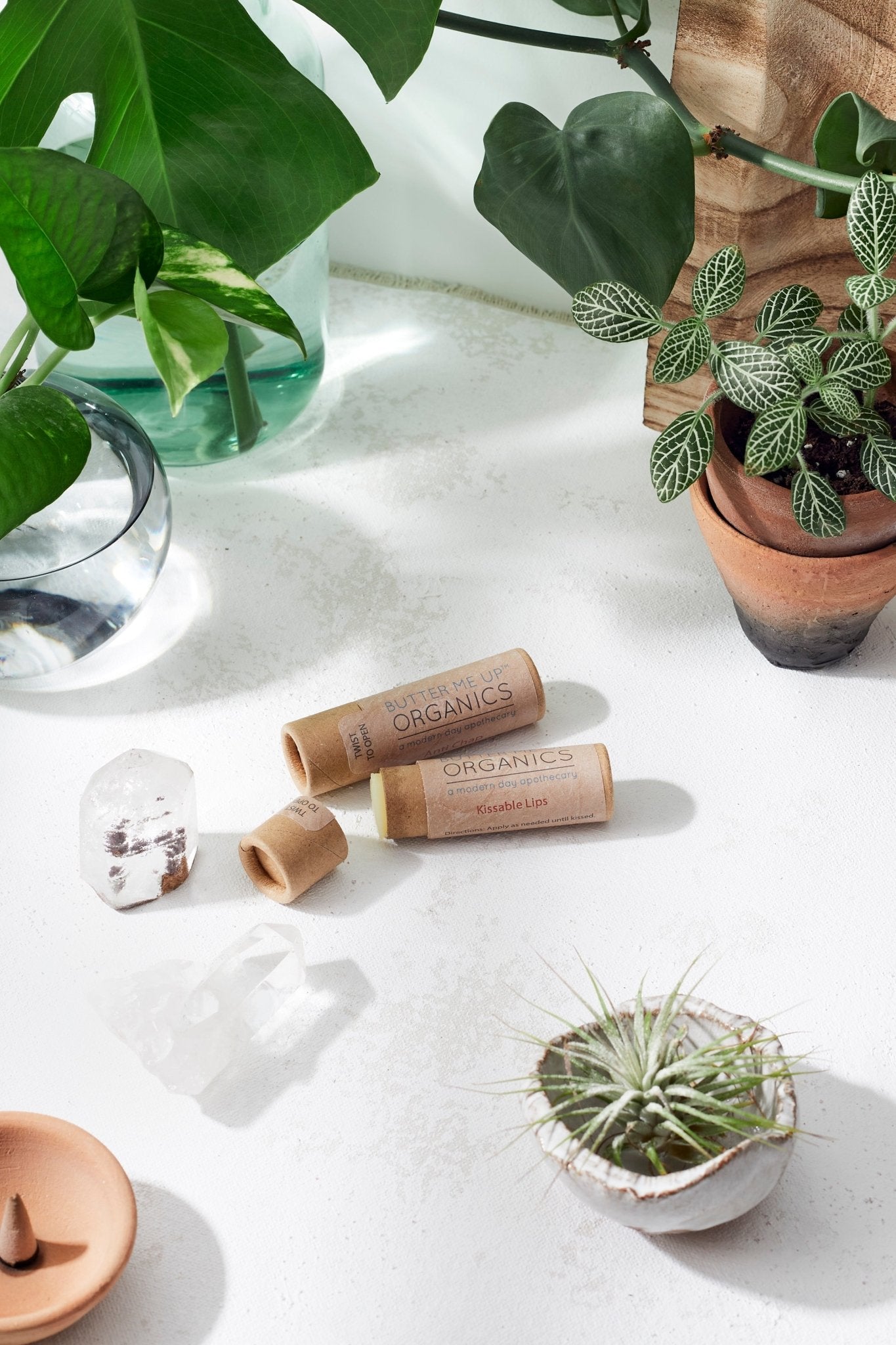 Kissable Lips / Chapstick Lip Balm / PAPERBOARD Tube - Glam Gurls