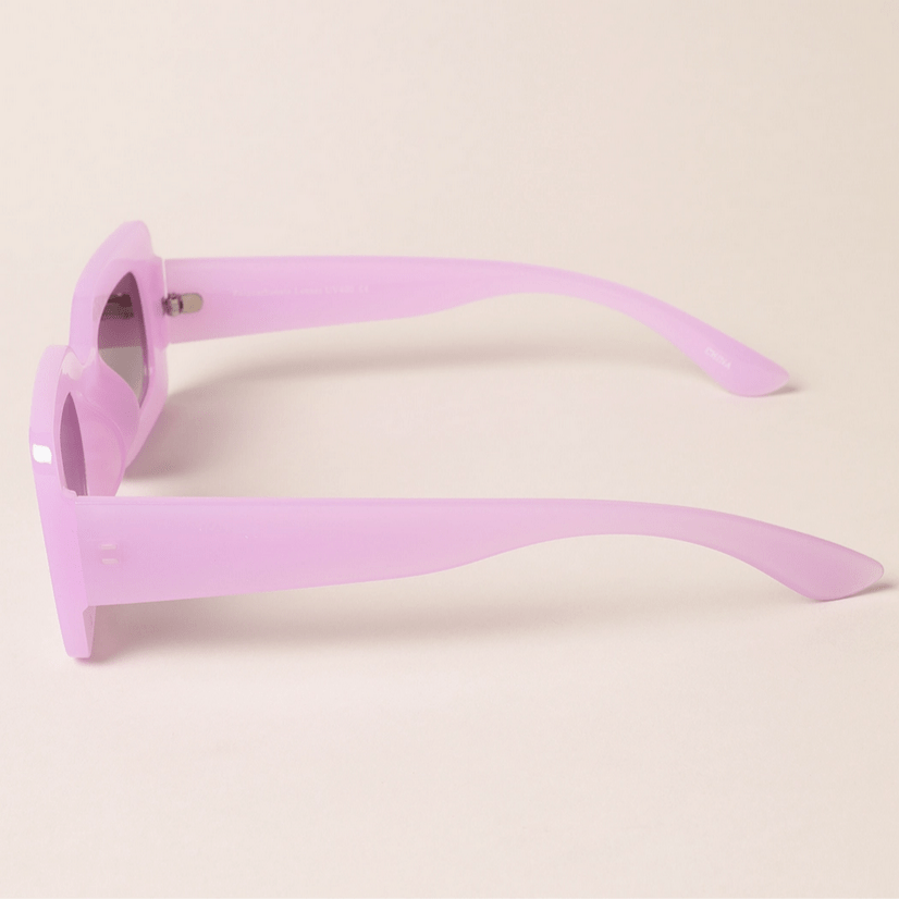 Women's Bold Rectangular Shape Sunglasses - Glam Gurls